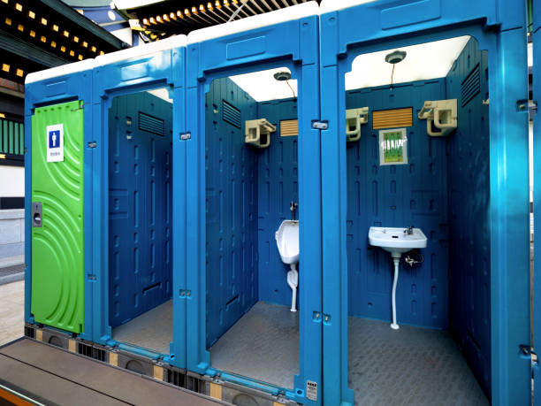Portable Toilet Options We Offer in Pleasanton, TX