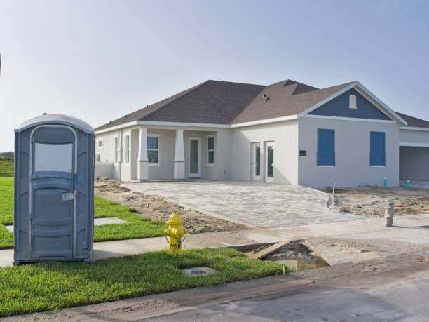 Best High-end porta potty rental  in Pleasanton, TX