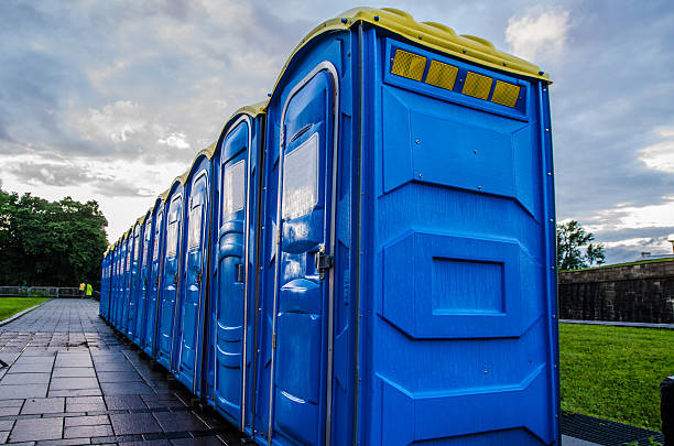 Best High-end porta potty rental  in Pleasanton, TX